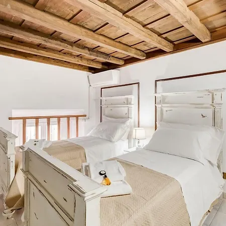 Apartamento Loveromeapartments Pantheon, Navona Square *
